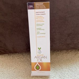 One-n-Only Argan Oil permanent hair color cream